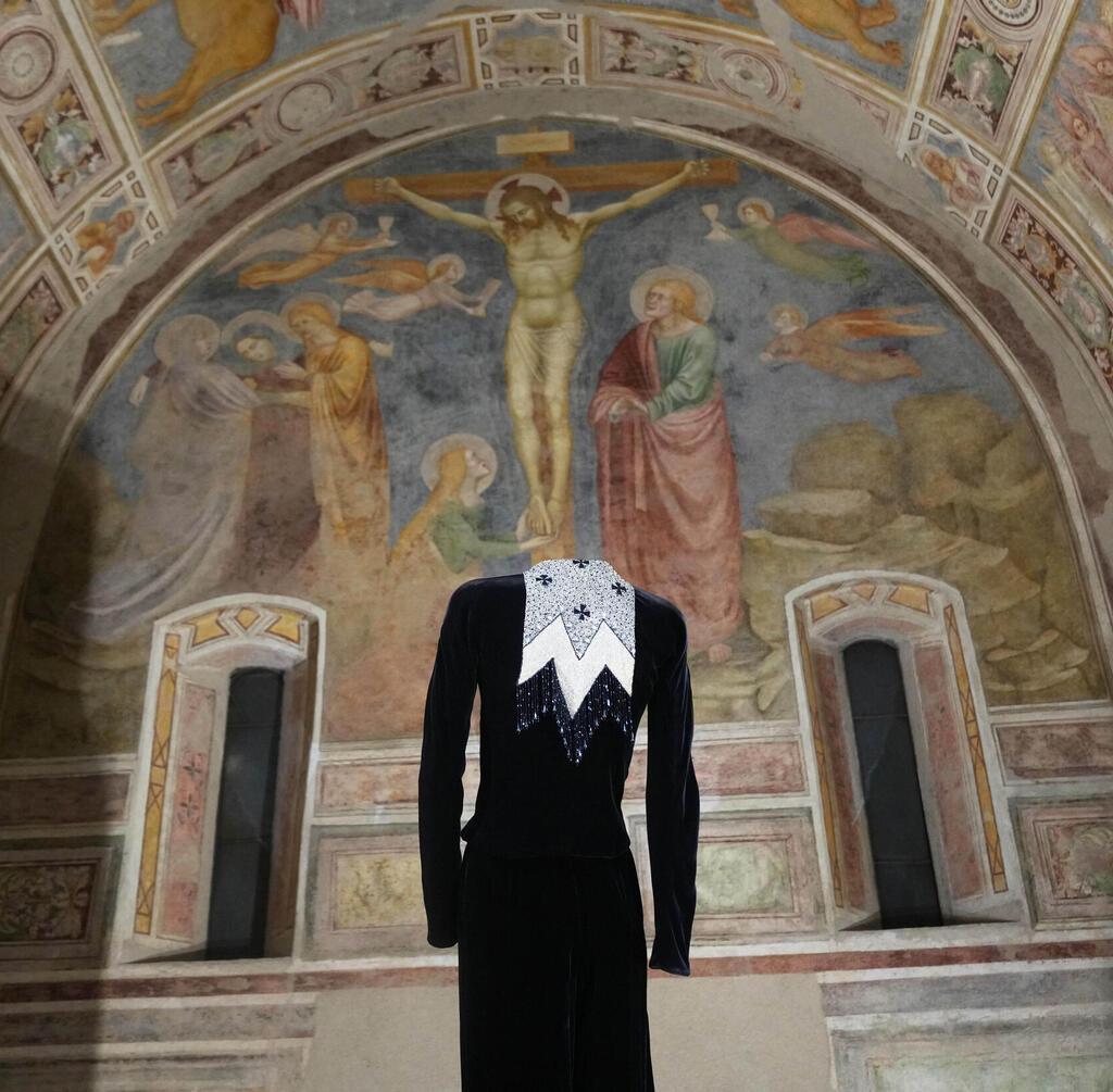 התערוכה "ג'ורג'יו ארמאני. מילאנו, מאהבה" (צילום: AP Photo/Antonio Calanni) התערוכה "ג'ורג'יו ארמאני. מילאנו, מאהבה"