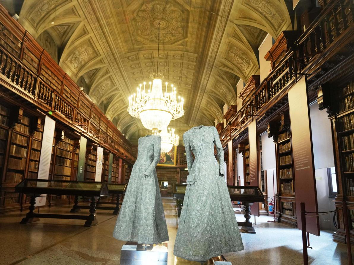 התערוכה "ג'ורג'יו ארמאני. מילאנו, מאהבה" (צילום: AP Photo/Antonio Calanni) התערוכה "ג'ורג'יו ארמאני. מילאנו, מאהבה"