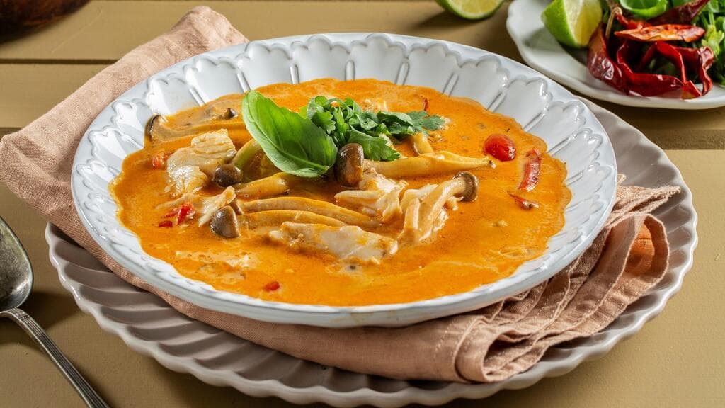 מרק טום יאם עם דגים