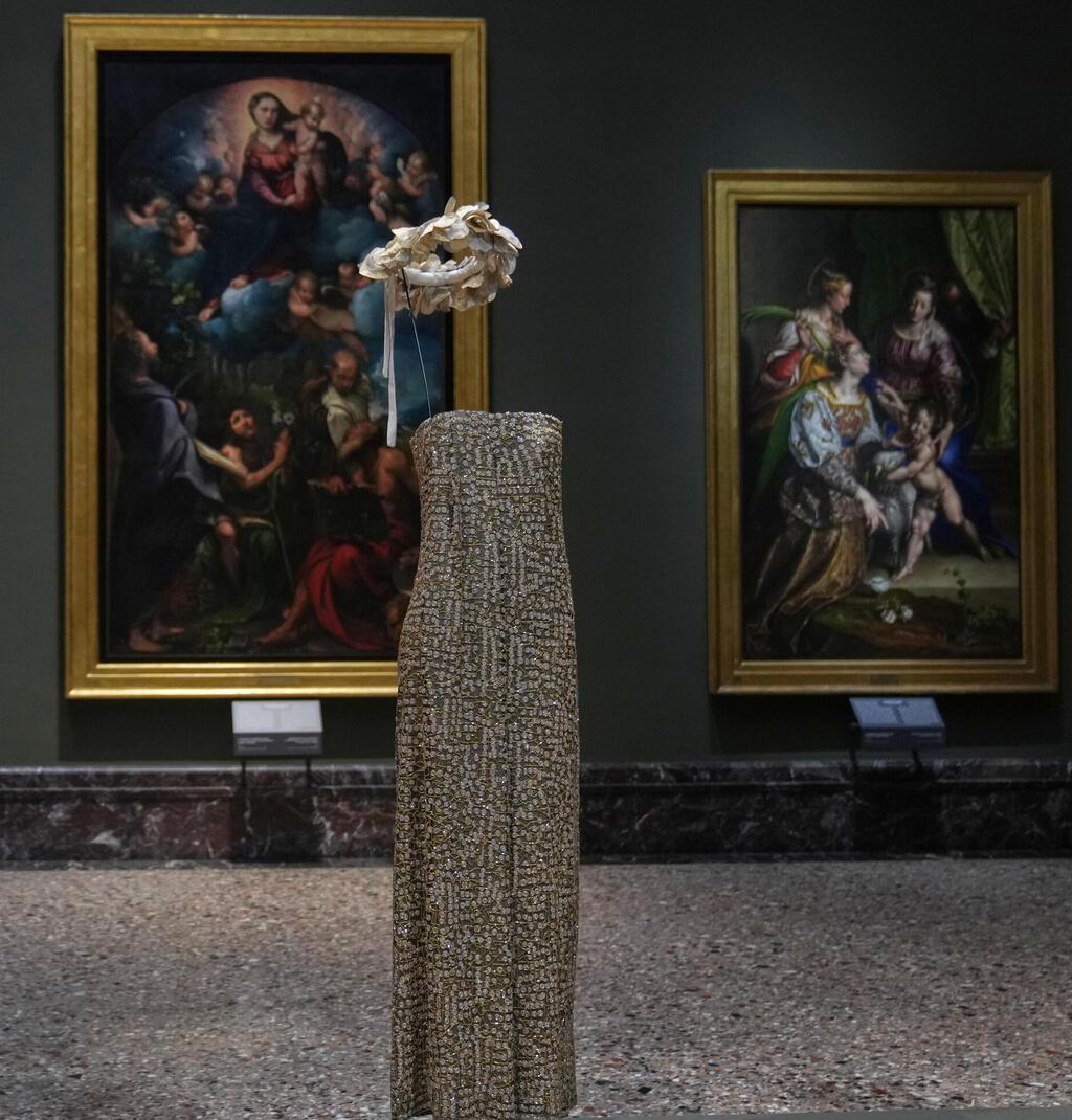 התערוכה "ג'ורג'יו ארמאני. מילאנו, מאהבה" (צילום: AP Photo/Antonio Calanni) התערוכה "ג'ורג'יו ארמאני. מילאנו, מאהבה"