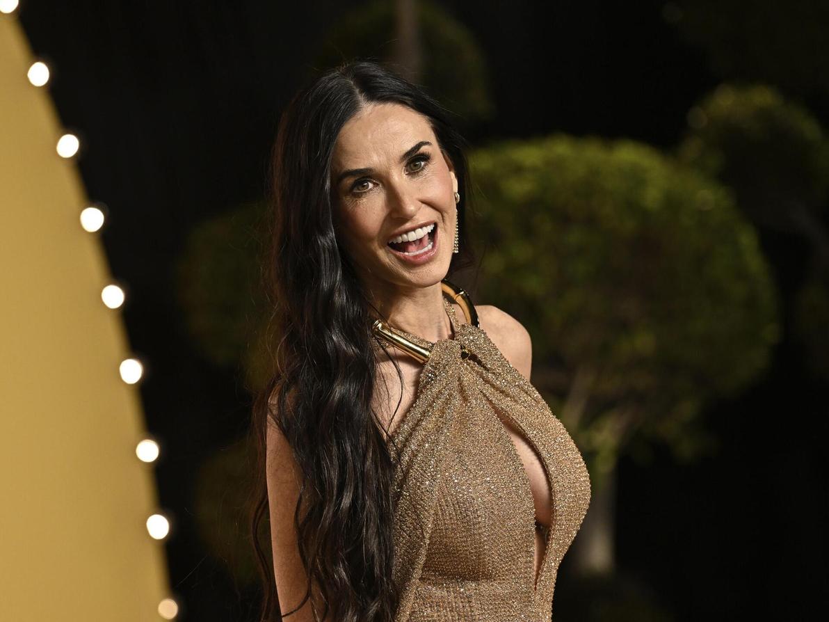 דמי מור במסיבת האוסקר של וניטי פייר, 2025