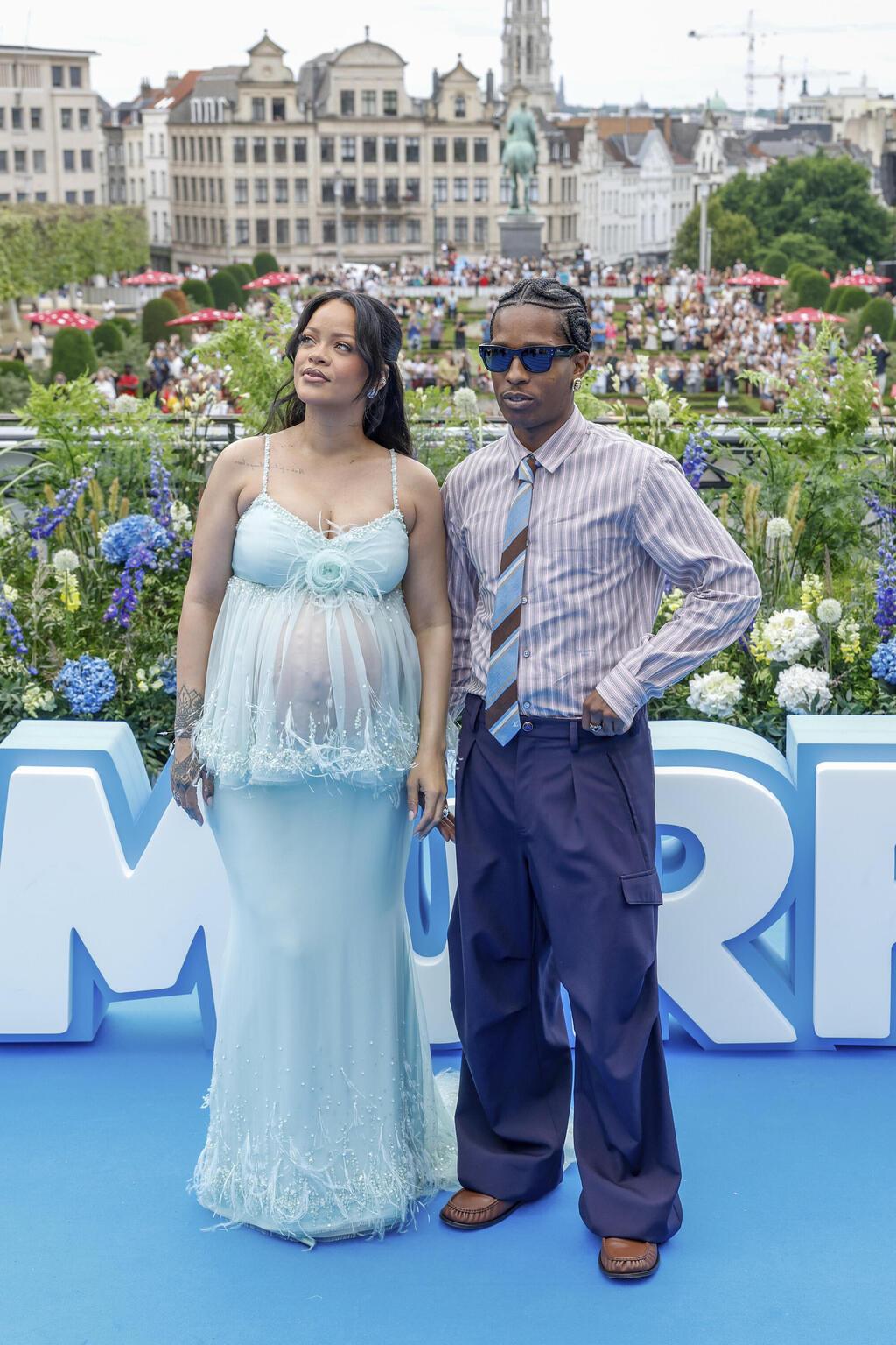 ריהאנה ו-ASAP רוקי בפרמיירה של "הדרדסים" בבריסל, 2025