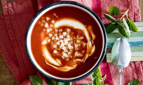 מרק עגבניות ופסטה