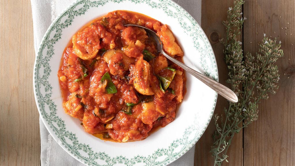 כמו בטוסקנה: מרק עגבניות עם לחם