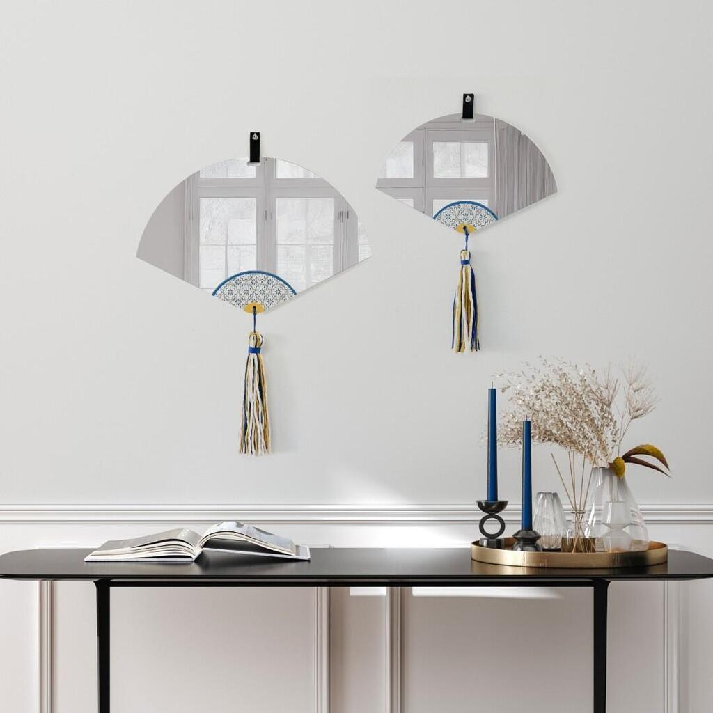 קישוטי הקיר שמעצבת קרן דניס ביריד ABOUT US (צילום: קרן דניס) קרן דניס ביריד ABOUT US