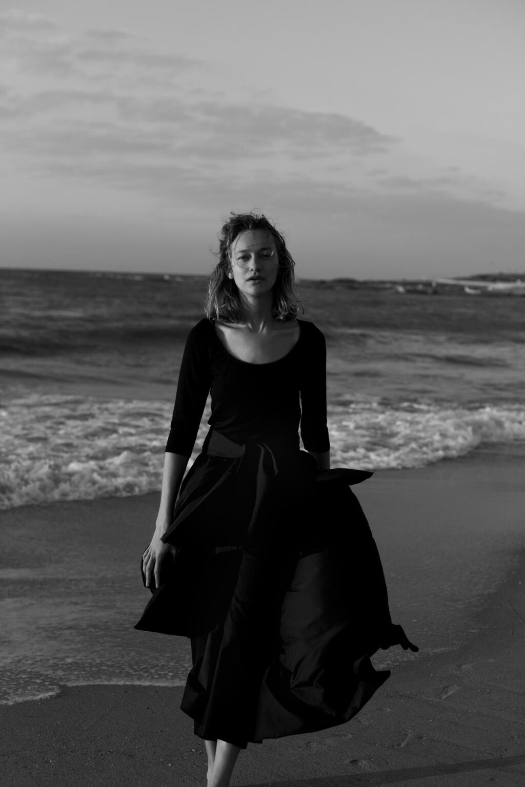 קולקציית "מול הים" של דורין פרנקפורט, 2016