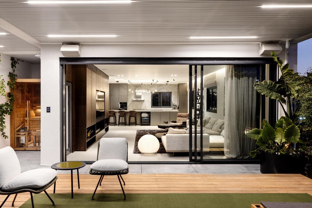 שדרוג דירת קבלן לאב גרוש ולבניו, עיצוב: צביה קזיוף