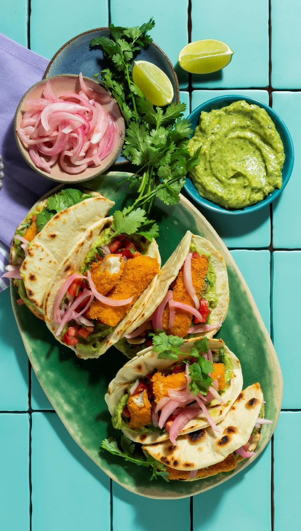 דגים מטוגנים בסגנון מקסיקני