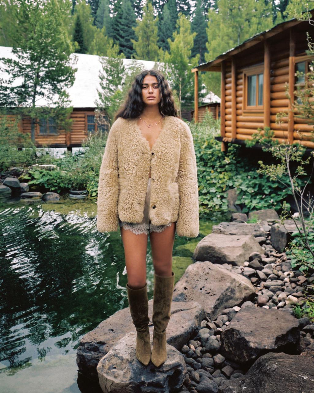 דניאלה חלפון 