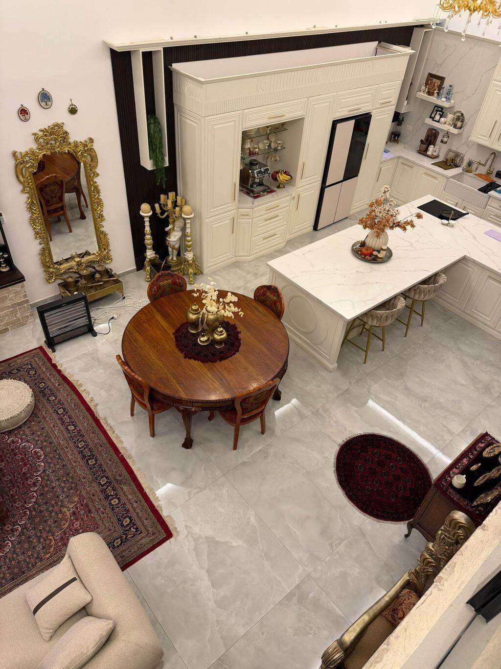 הבית של הזמרת אסאלה יוסף