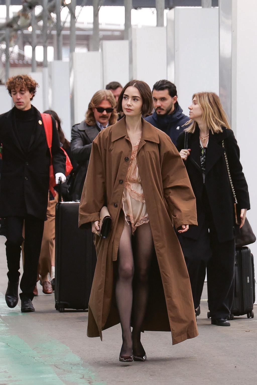 לילי קולינס