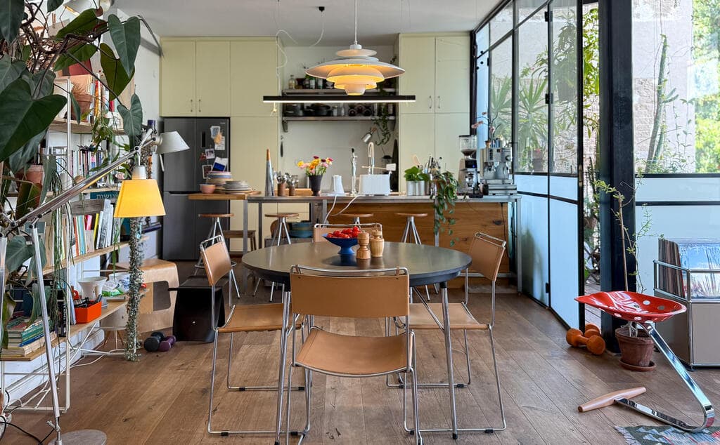 הדירה של שאולי ועומרי בשכונת שפירא, כאן גרים