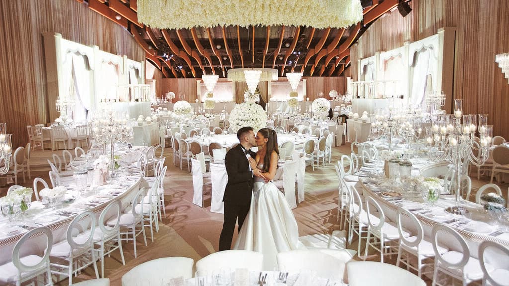 בני הזוג דניאלה דואק ואורי שרף בחתונתם