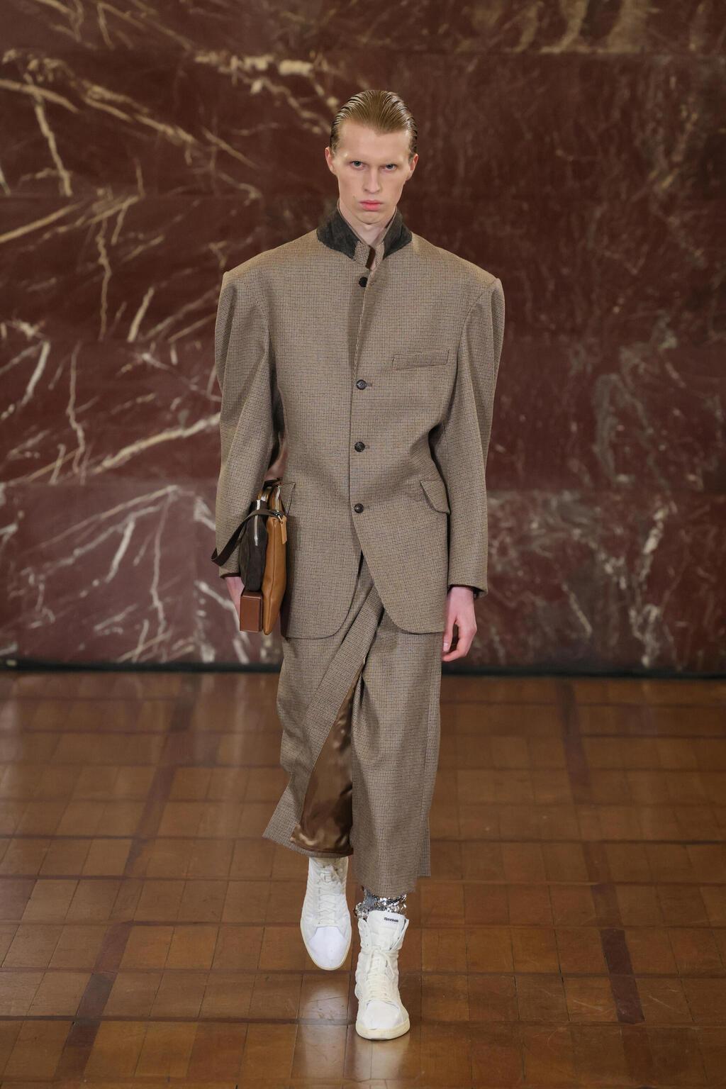 תצוגת האופנה של הד מיינר ביריד פיטי אומו באיטליה, 2026