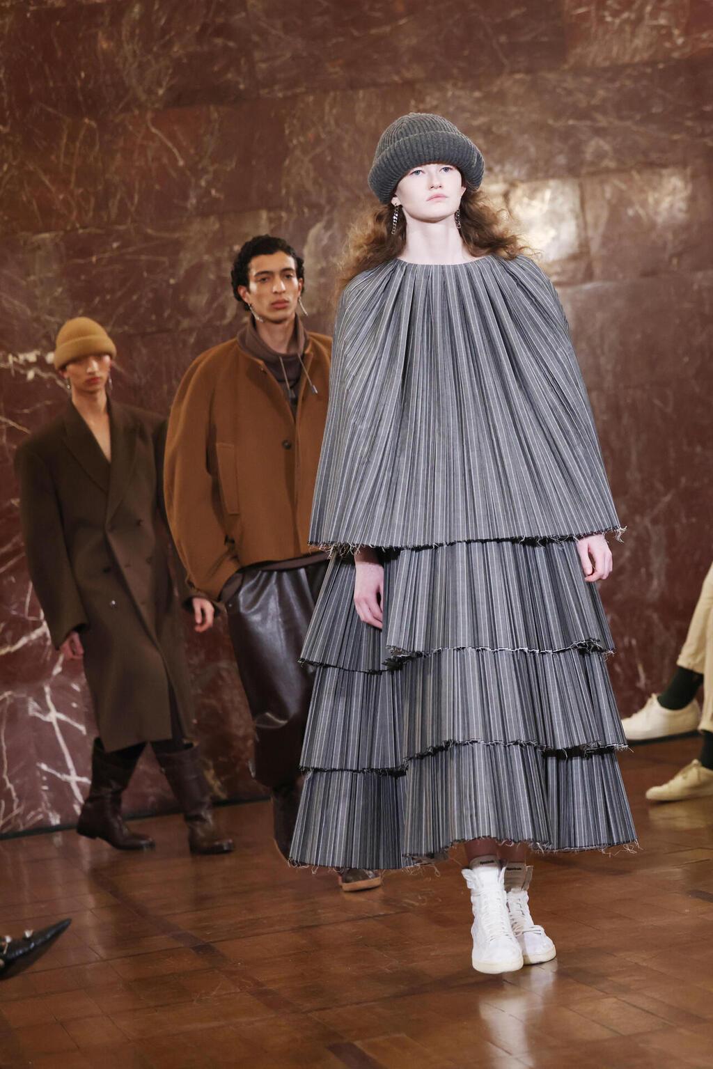 תצוגת האופנה של הד מיינר ביריד פיטי אומו באיטליה, 2026