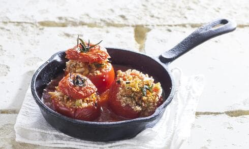 עגבניות ממולאות בקוסקוס