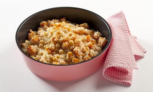 תבשיל קוסקוס, חומוס ובטטה