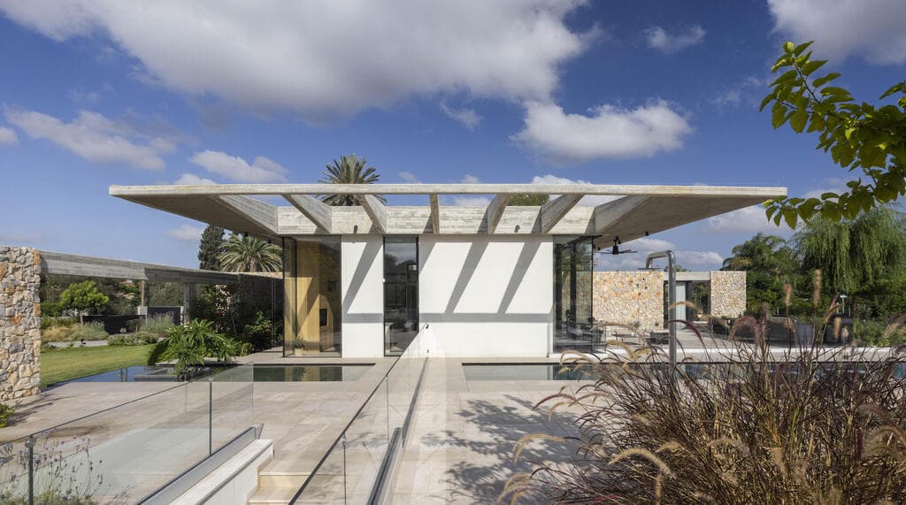 בית פרטי בתכנון בריק רוה אדריכלים