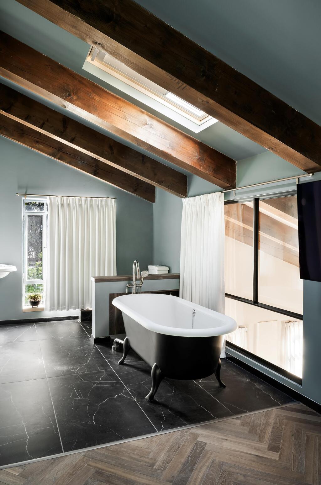 הבית החדש של קרן פלס