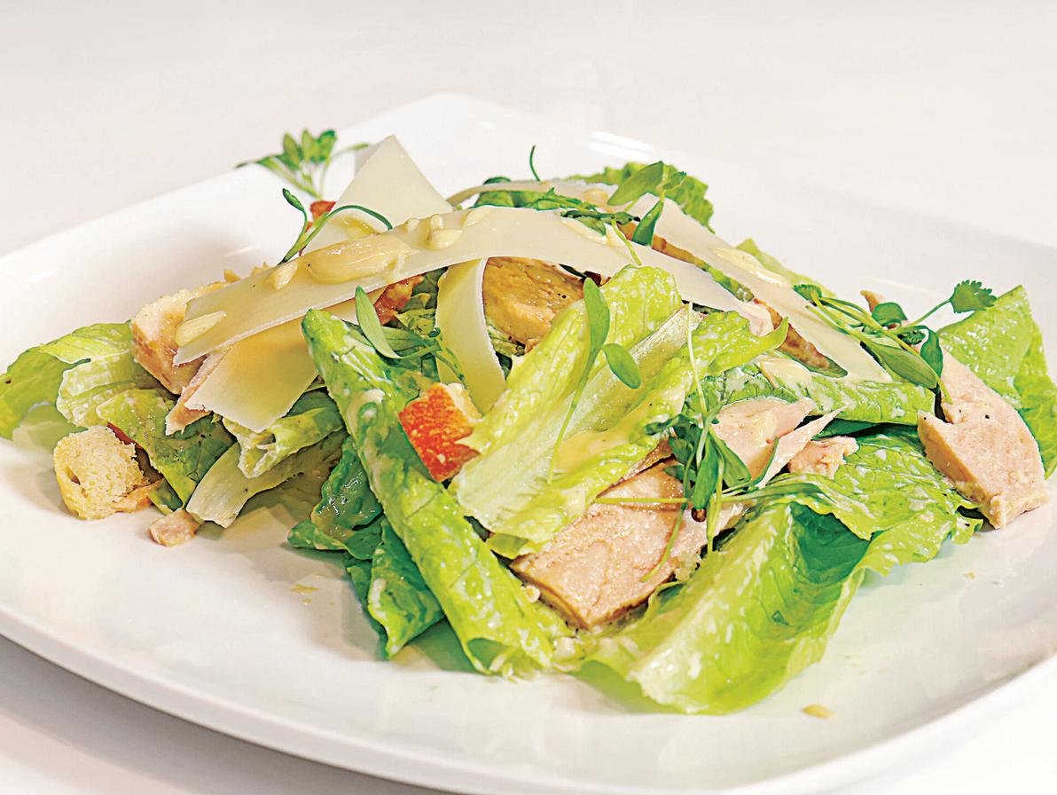 סלט לבבות חסה קיסר