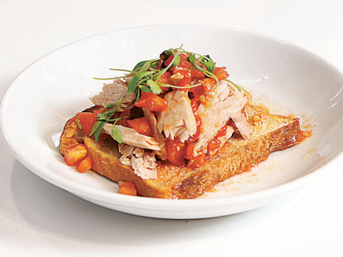 ברוסקטה בסגנון מרוקאי עם עגבניות