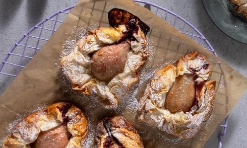 מאפה פילו-אגסים במתיקות טבעית