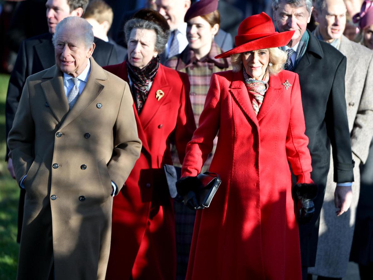 המלכה קמילה, המלך צ'ארלס, הנסיכה אן והנסיכה יוג'יני בחג המולד, 2025