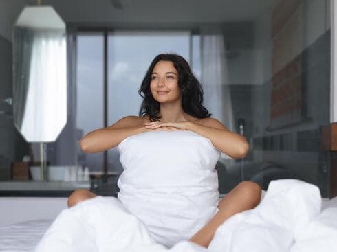 מצעים לבנים זה חלום, אבל צריך לעבוד בלתחזק אותו