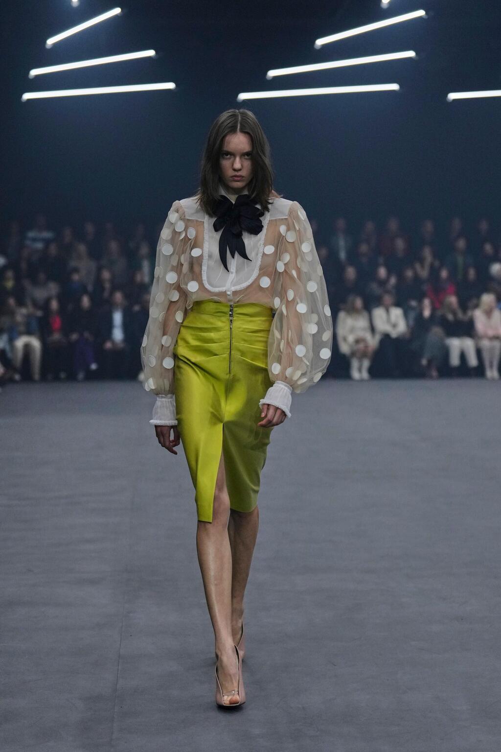 תצוגת אביב-קיץ 2026 של ולנטינו