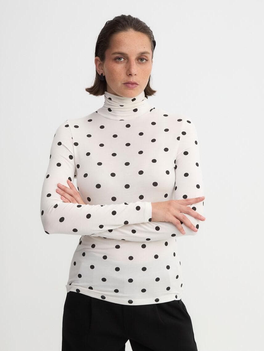 חולצה של הודיס