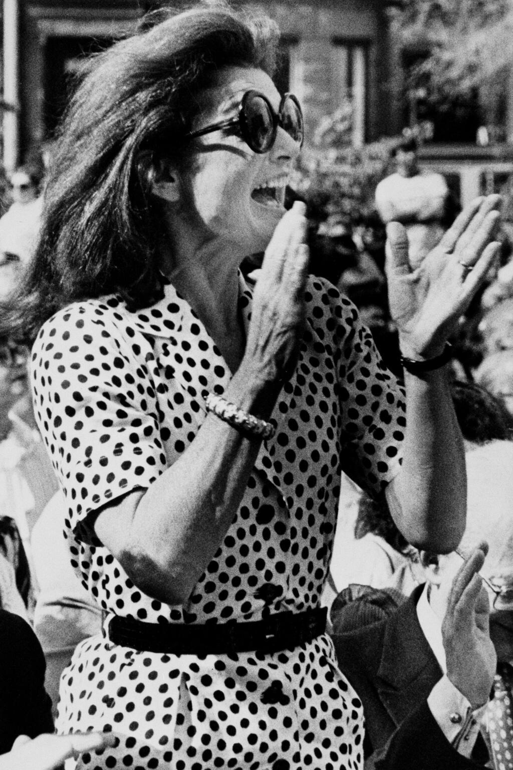 ג'קי קנדי אונאסיס, 1982