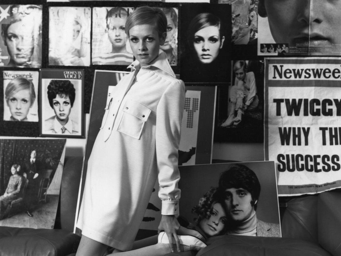 טוויגי מדגמנת קולקציה שלה, 1967