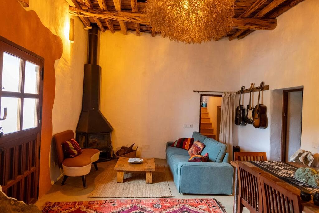 מיכל מונקה, איביזה