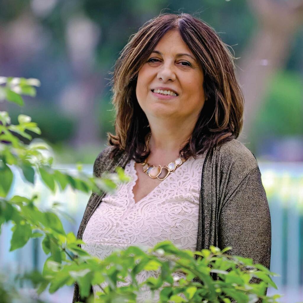 נגה דיין קמיל