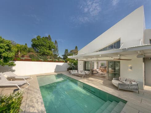 מגרש של 800 מ"ר למשפחה של הורם ושני ילדים