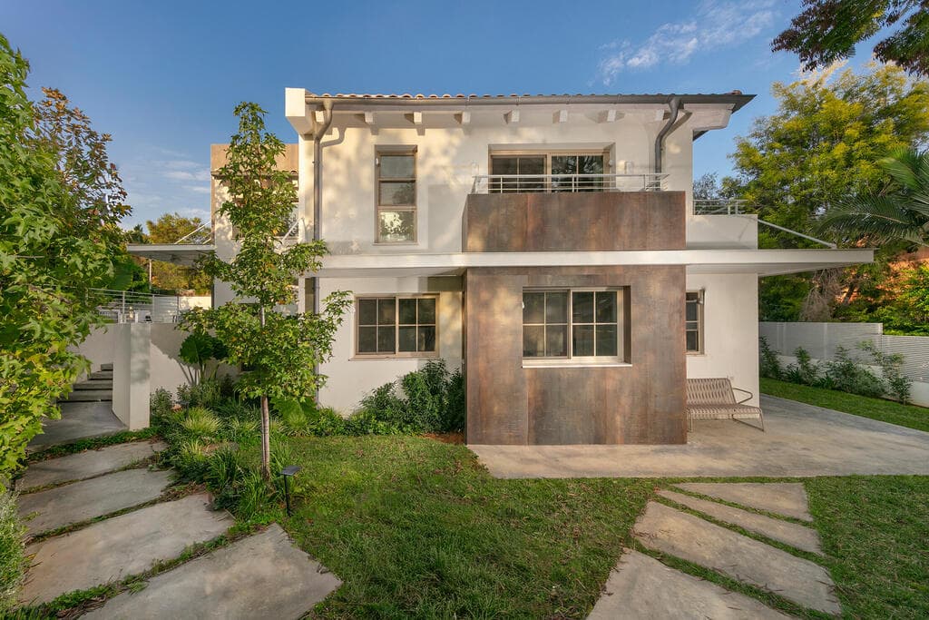 וילה ביישוב מכבים, אדריכלות ועיצוב פנים: רון שפיגל