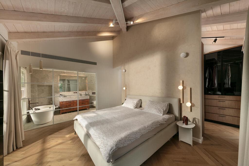 וילה ביישוב מכבים, אדריכלות ועיצוב פנים: רון שפיגל