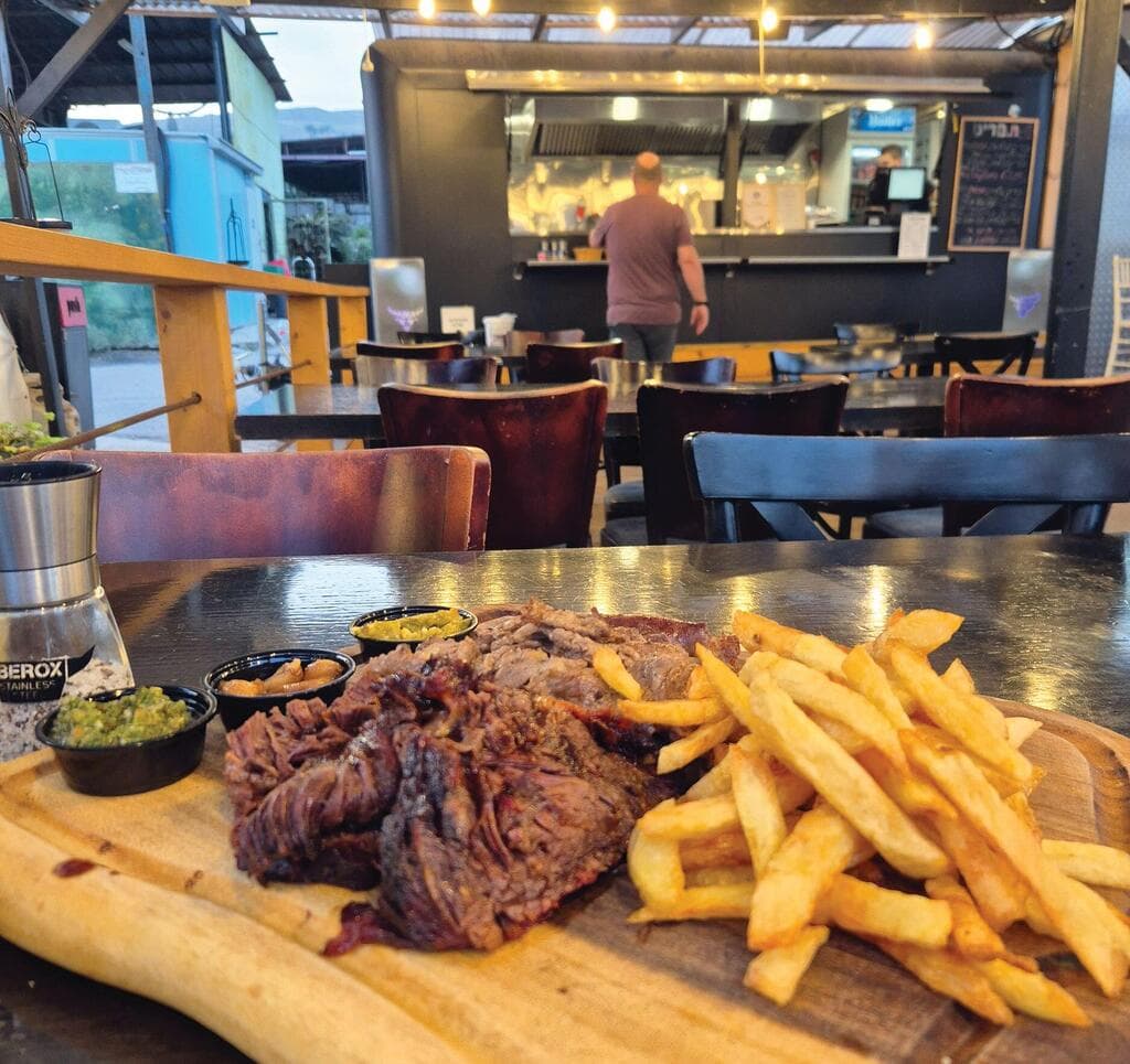 דנוור במושבה. המומחים לבשרים