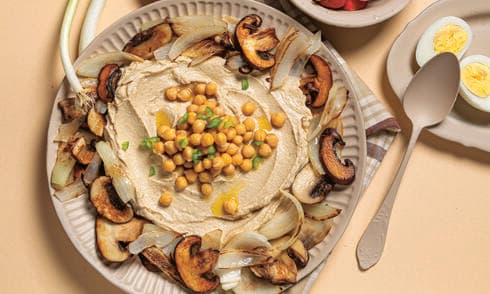 חומוס ופטריות חמות 