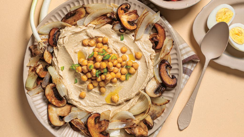 חומוס ופטריות חמות 