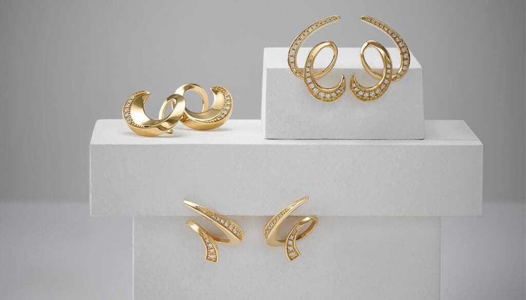 תכשיטי INFINITO SINGULAR בזהב צהוב 18 קראט ויהלומים 