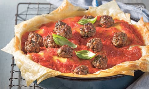 לזניה עם עגבניות וכדורי בשר