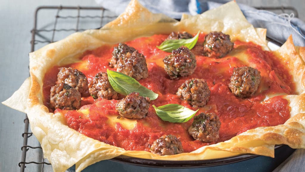 לזניה עם עגבניות וכדורי בשר