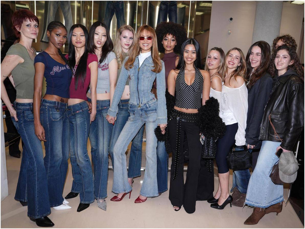 מיס סיקסטי, תצוגת סתיו-חורף 2026-27 בשבוע האופנה במילאנו