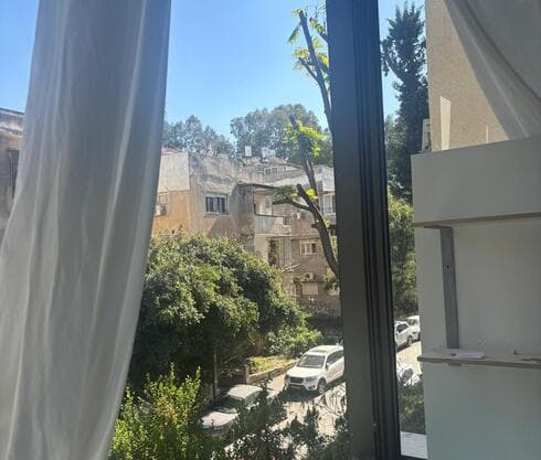 ללא חלונות. הבית שנפגע