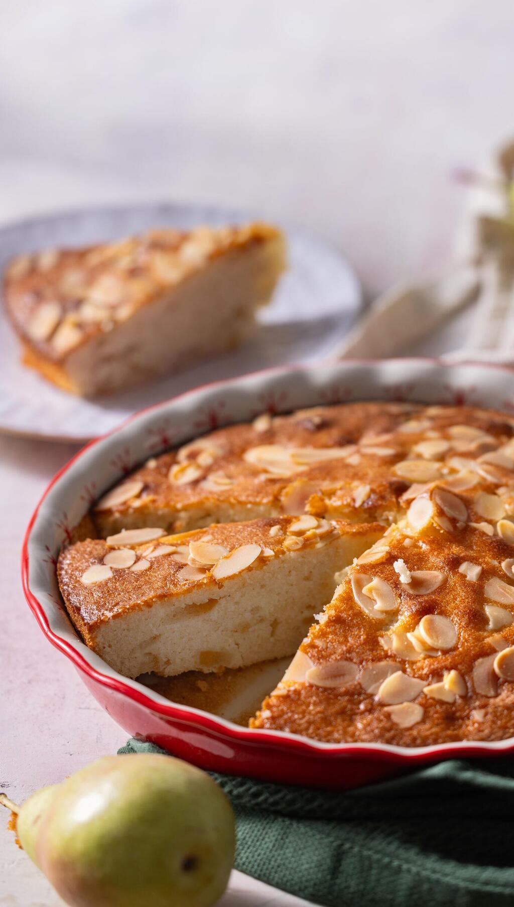 עוגת אגסים, קינמון והל