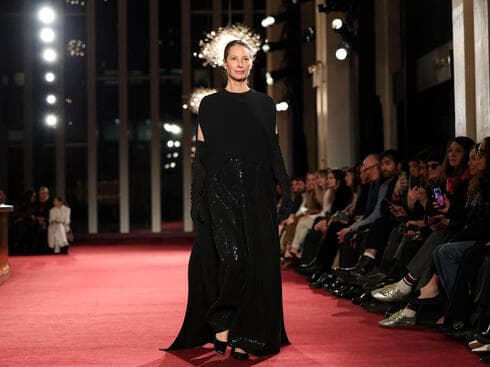 כריסטי טרלינגטון בתצוגה של מייקל קורס