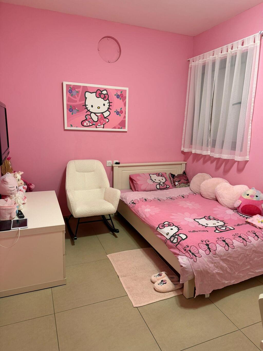 הממ"ד הוורוד