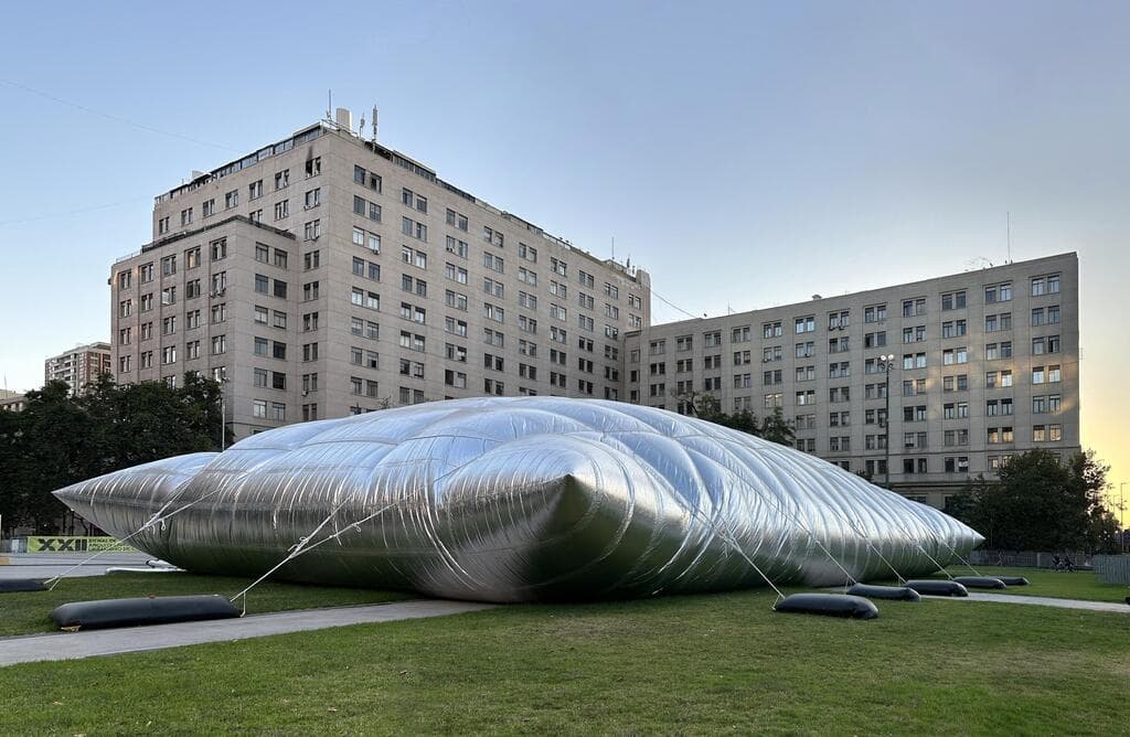 Guatero Exhibition, מבנה שהוא ניסוי אדריכלי