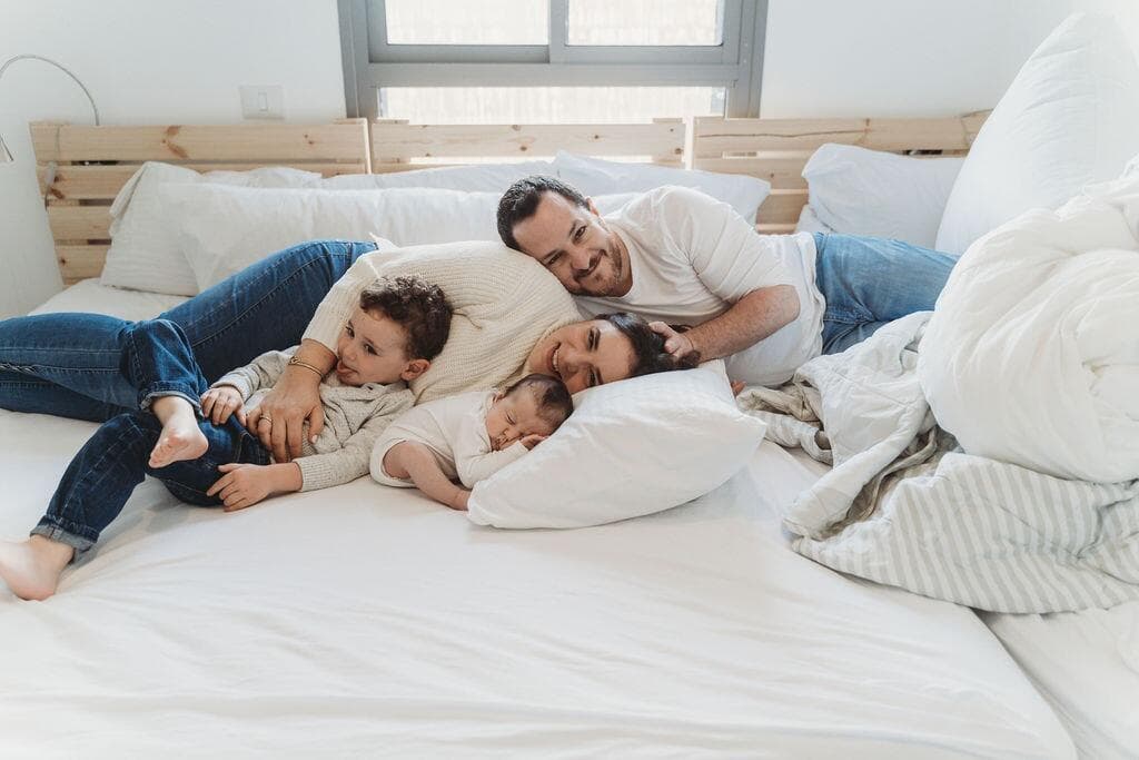 המיטה הגדולה בביתה של שירי דולב, "שירי פופינס"